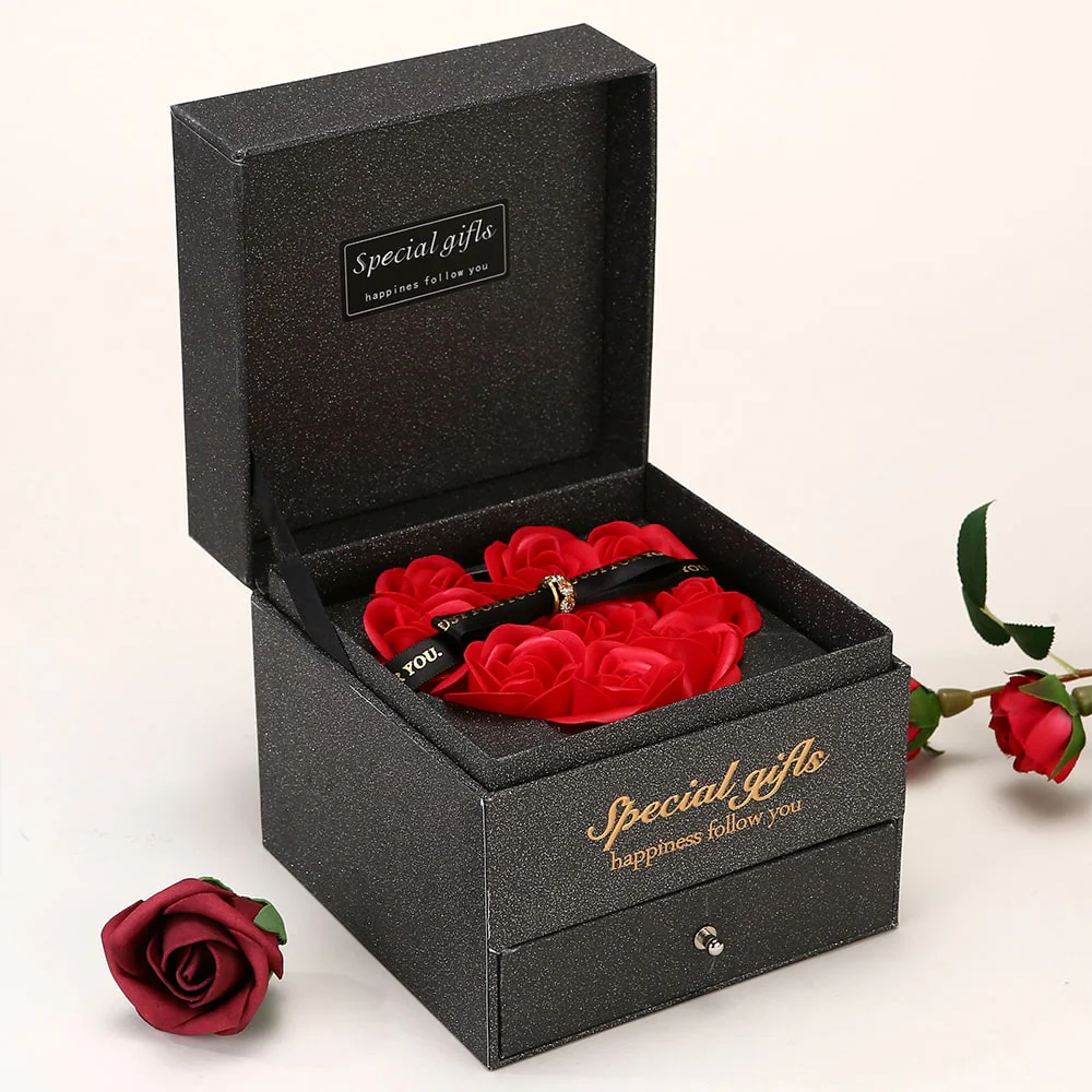 Ewige Herz-Rosenbox - Gravierte Halskette & echte Rosen - Image 3