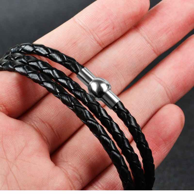 Personalisiertes Lederarmband mit Namensringen - Image 12