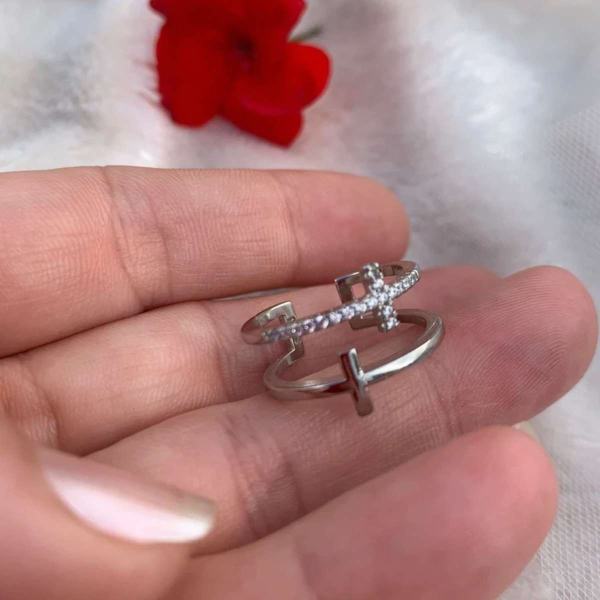 Verstellbarer Kreuz Ring - Cubic Zirkonia Steine - Image 7